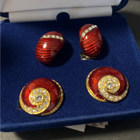 Camrose & Kross JBK Clip Earrings Gold-Tone Red Enamel Sparkly Crystals IOB - Picture 3 of 9